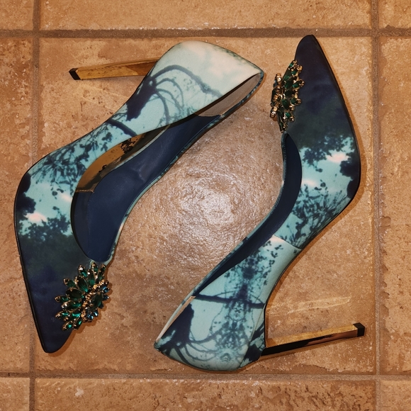 💎 Ted Baker Jewelled Toe Peetch Pump - Picture 1 of 9